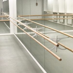 Superveilige ballet spiegelwand met geïntegreerde balletbarre